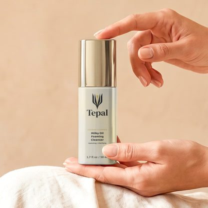 Milky Oil Foaming Cleanser